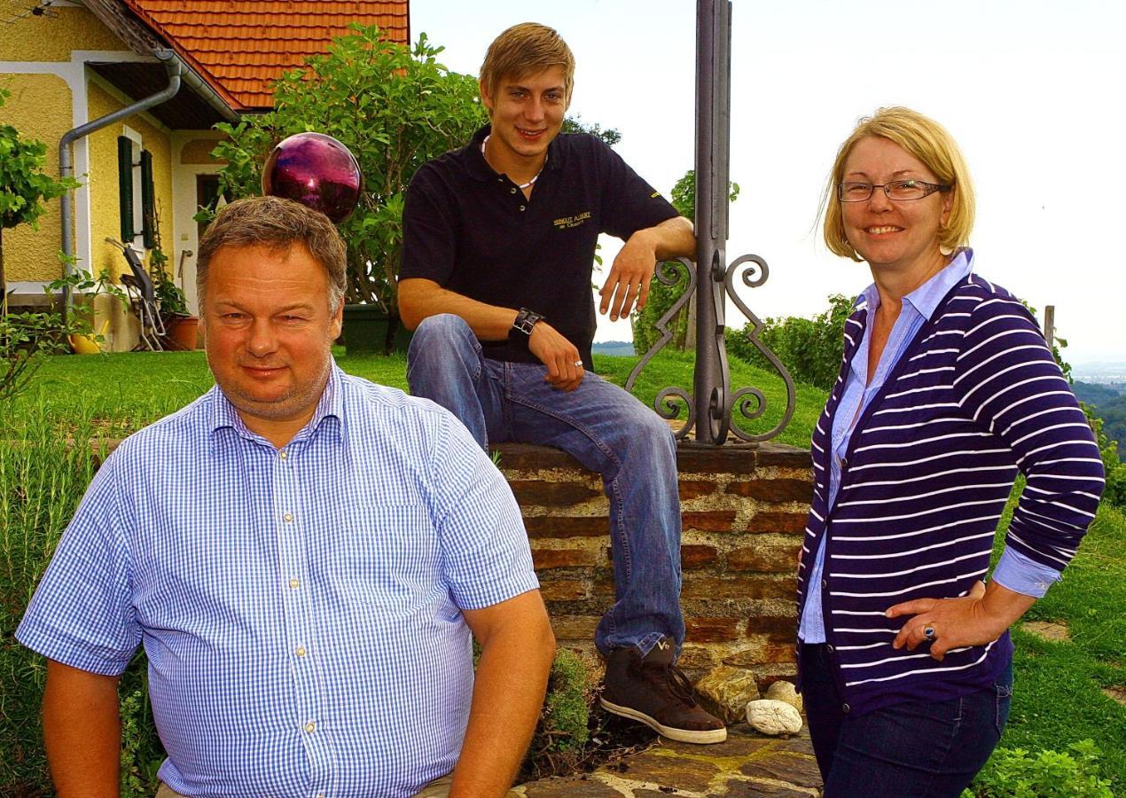 Weingut Albert, Familie Cramer Bed & Breakfast Kitzeck im Sausal Bagian luar foto